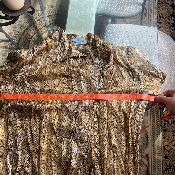ADRIANNA PAPELL Snake Print Side Button down Closure, High Neck 100% Silk Blouse - Picture 12 of 12